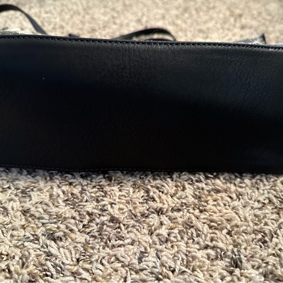 Sakroots wanderlust Artist Circle Zip Tote NWOT - Picture 7 of 7